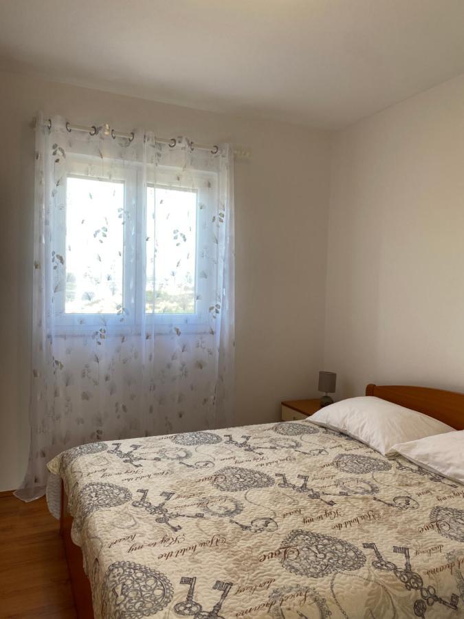 Apartments Mikecin Novigrad  Eksteriør bilde